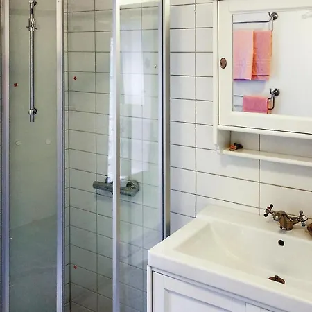 בית נופש Nice In W/ Wifi And 4 Bedrooms *